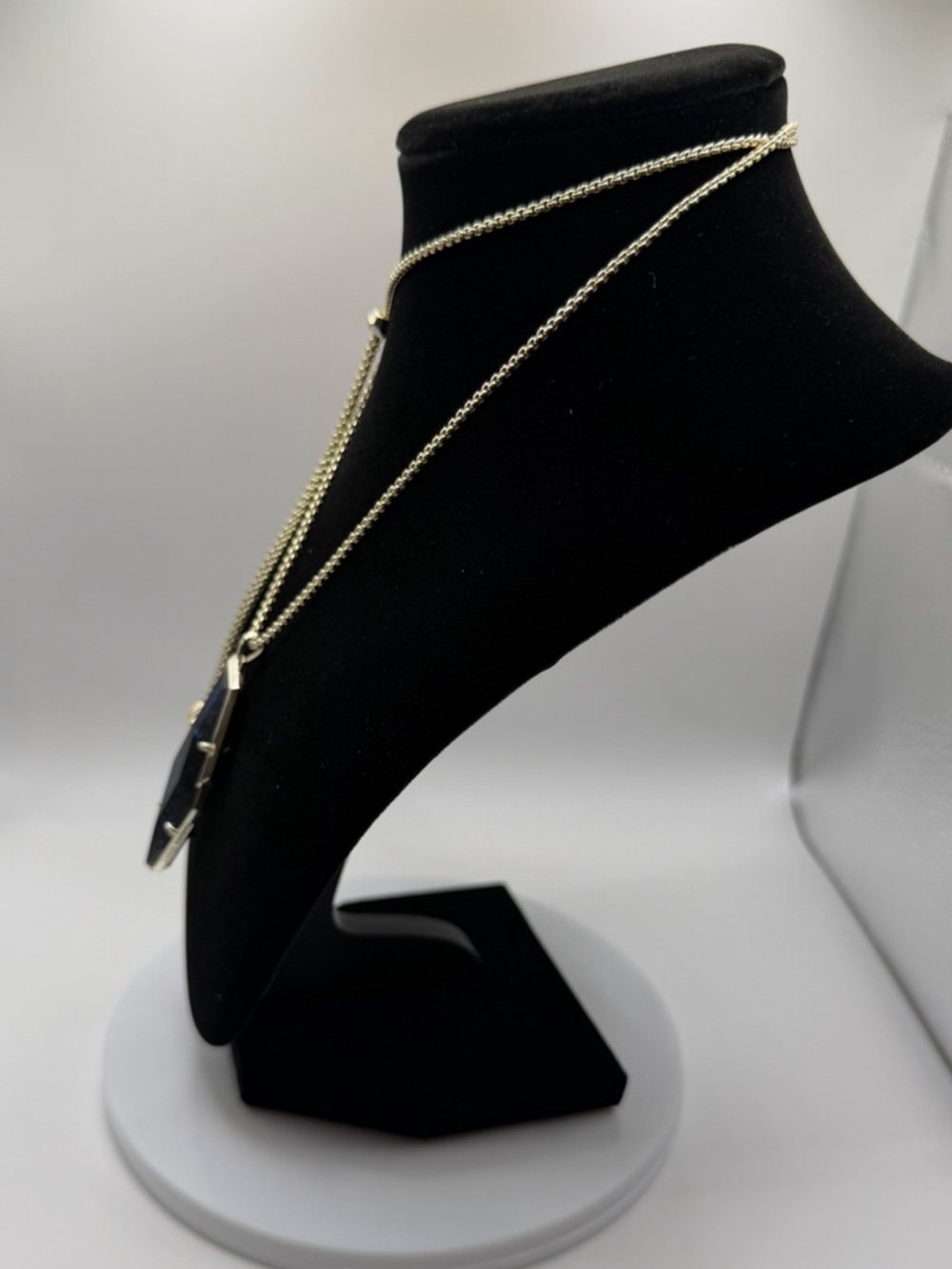 Kendra Scott Beatrice in Navy Crackle Illusion - Picture 5 of 11